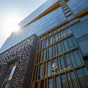 Four Seasons Отель